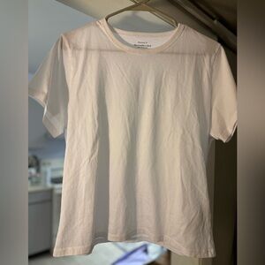 Abercrombie & Fitch White Short Sleeve Tee
